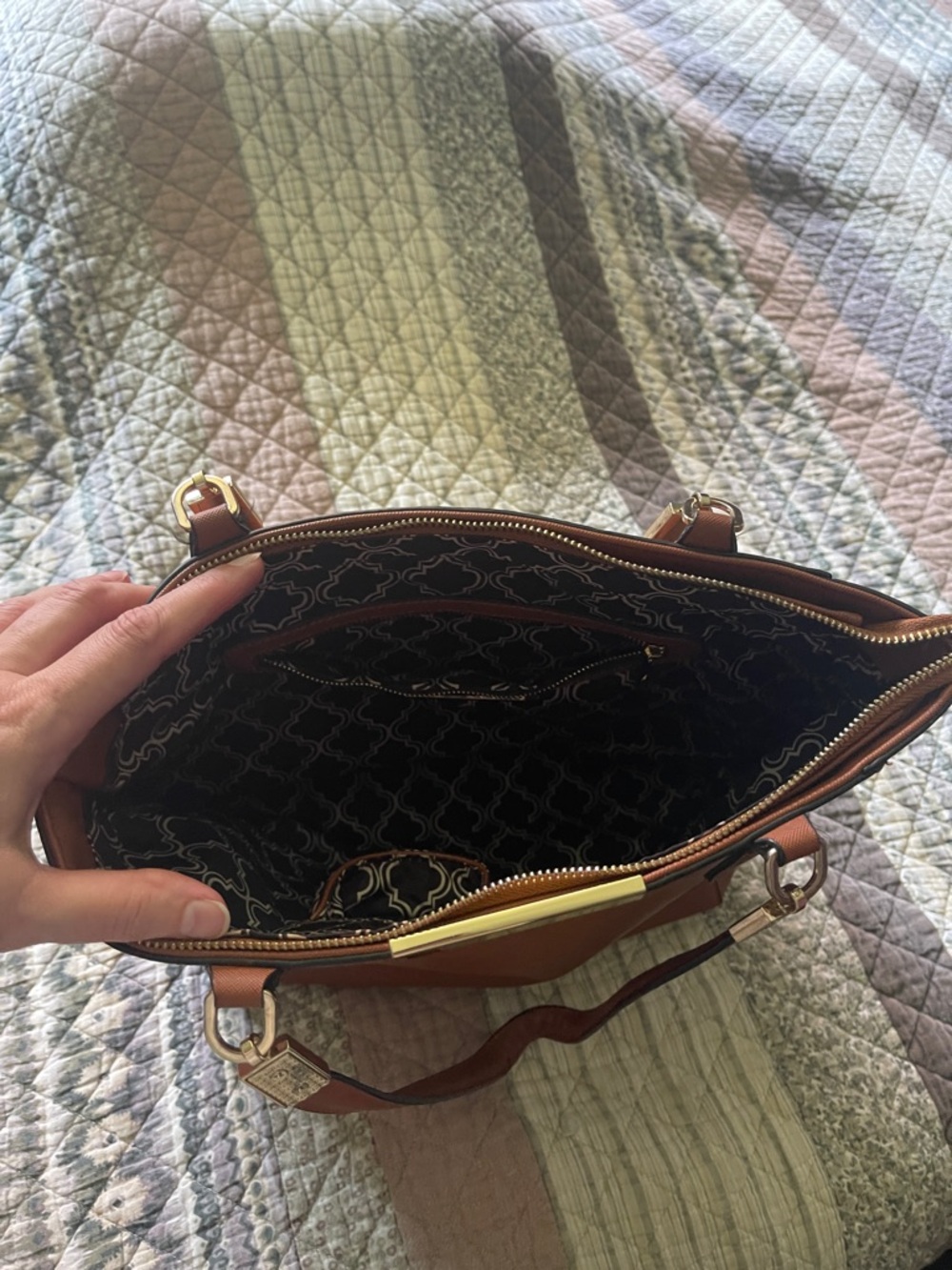 Purse - Picture 4 of 4